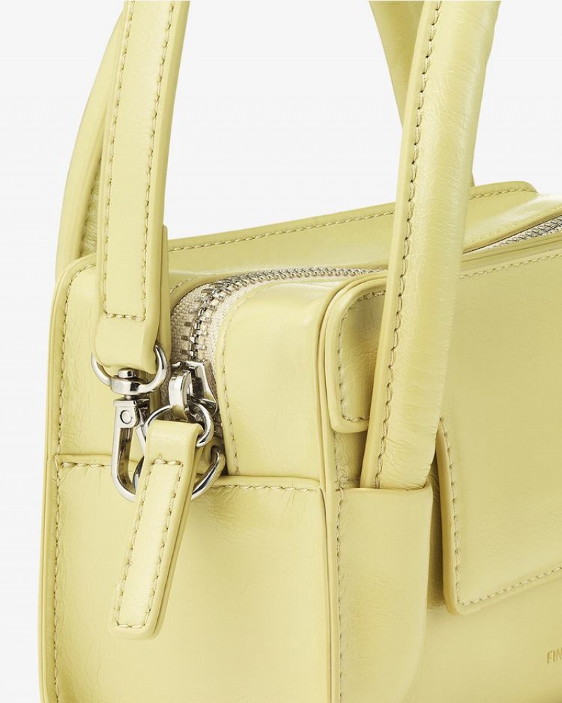 Women's Find Kapoor Marty Bag B 18 Crinkled Tote Crossbody Bags Light Green | SCG8414KK