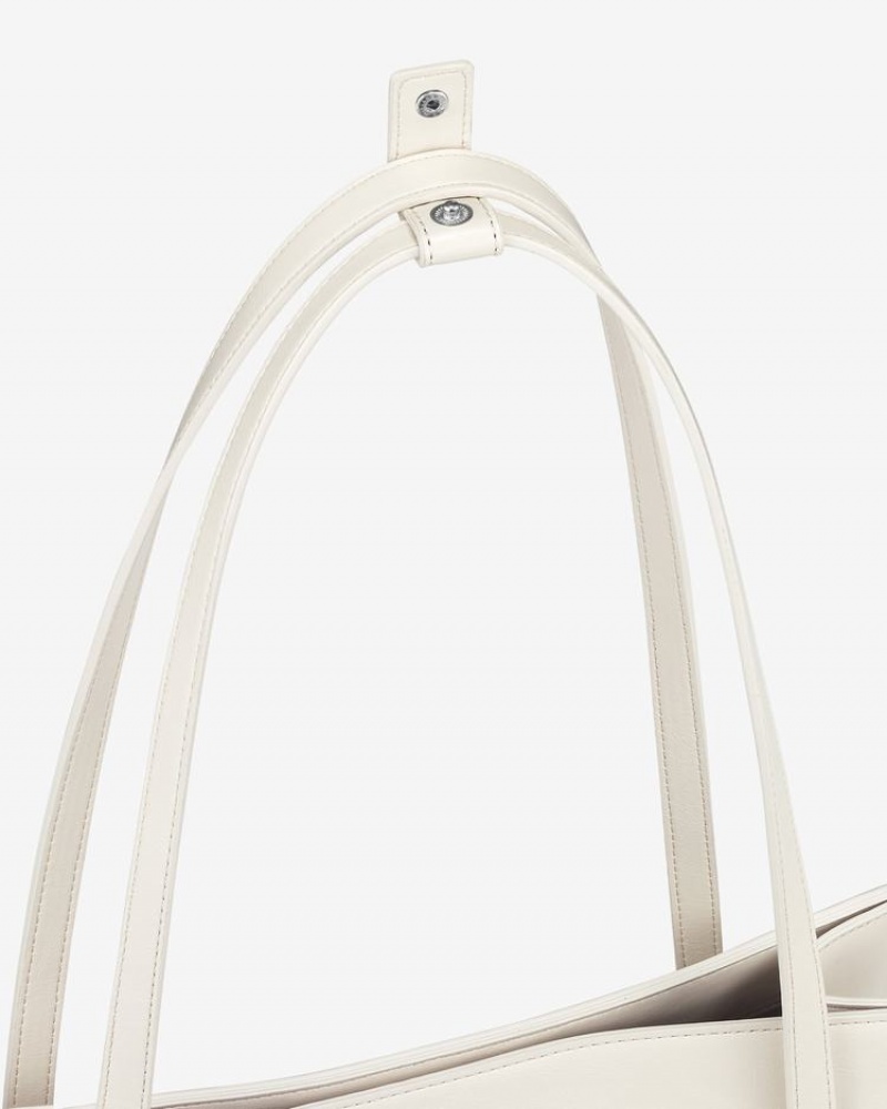 Women's Find Kapoor Marty Bag S 33 Crinkled Tote Shoulder Bags White | BAX5089MI